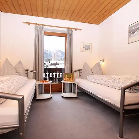 Haus Alice Πανσιόν Ζέεφελντ